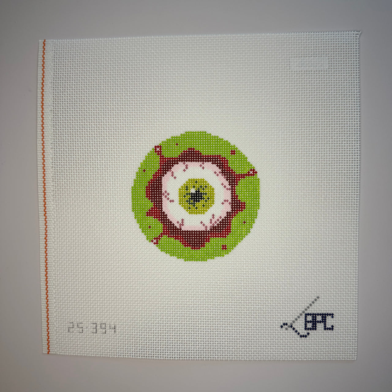 25-394 Halloween Eyeball