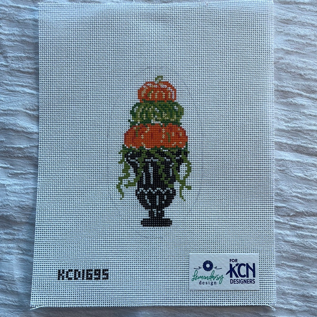 KCD1695 Pumpkin Topiary Ornament