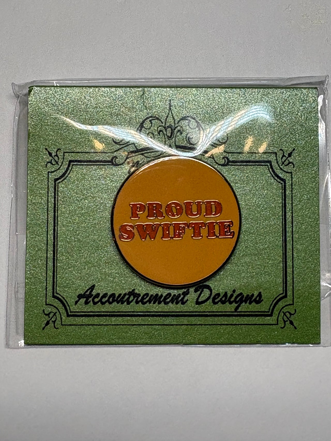 Proud Swiftie Needleminder Mag Friend - Orange - MKT3