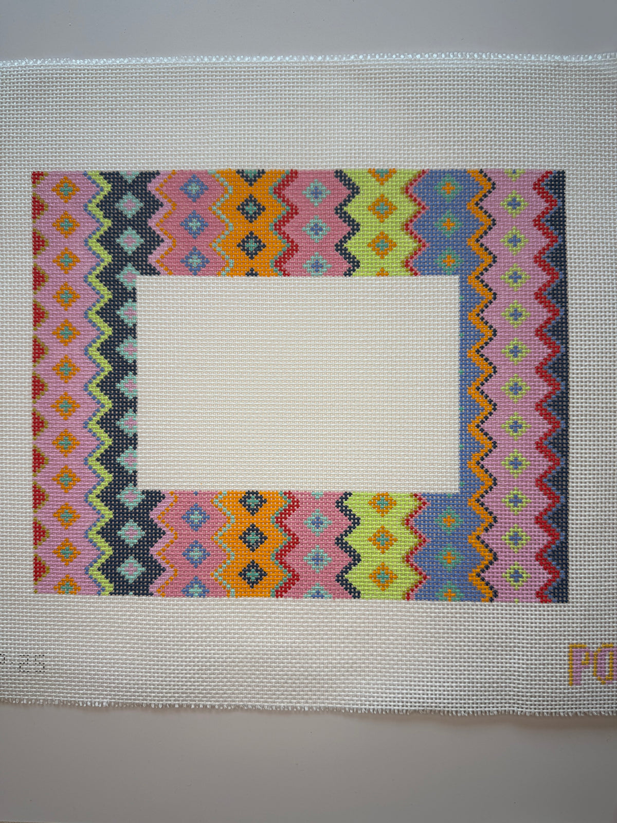 POP-25 Geo Multi Frame - MKT