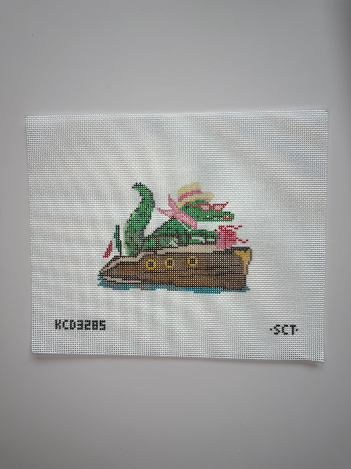 KCD3285 Dolce Vita Wooden Boat Club Crocodile - MKT