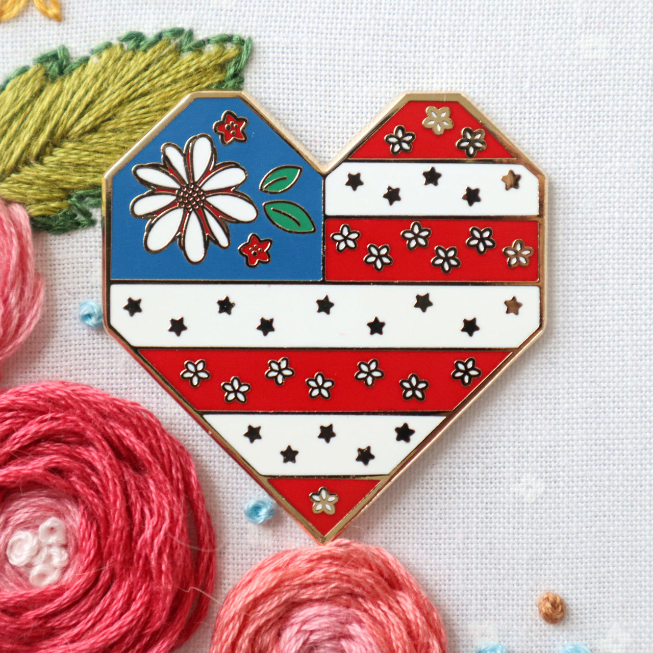 Sweet Freedom Heart Flag Needleminder