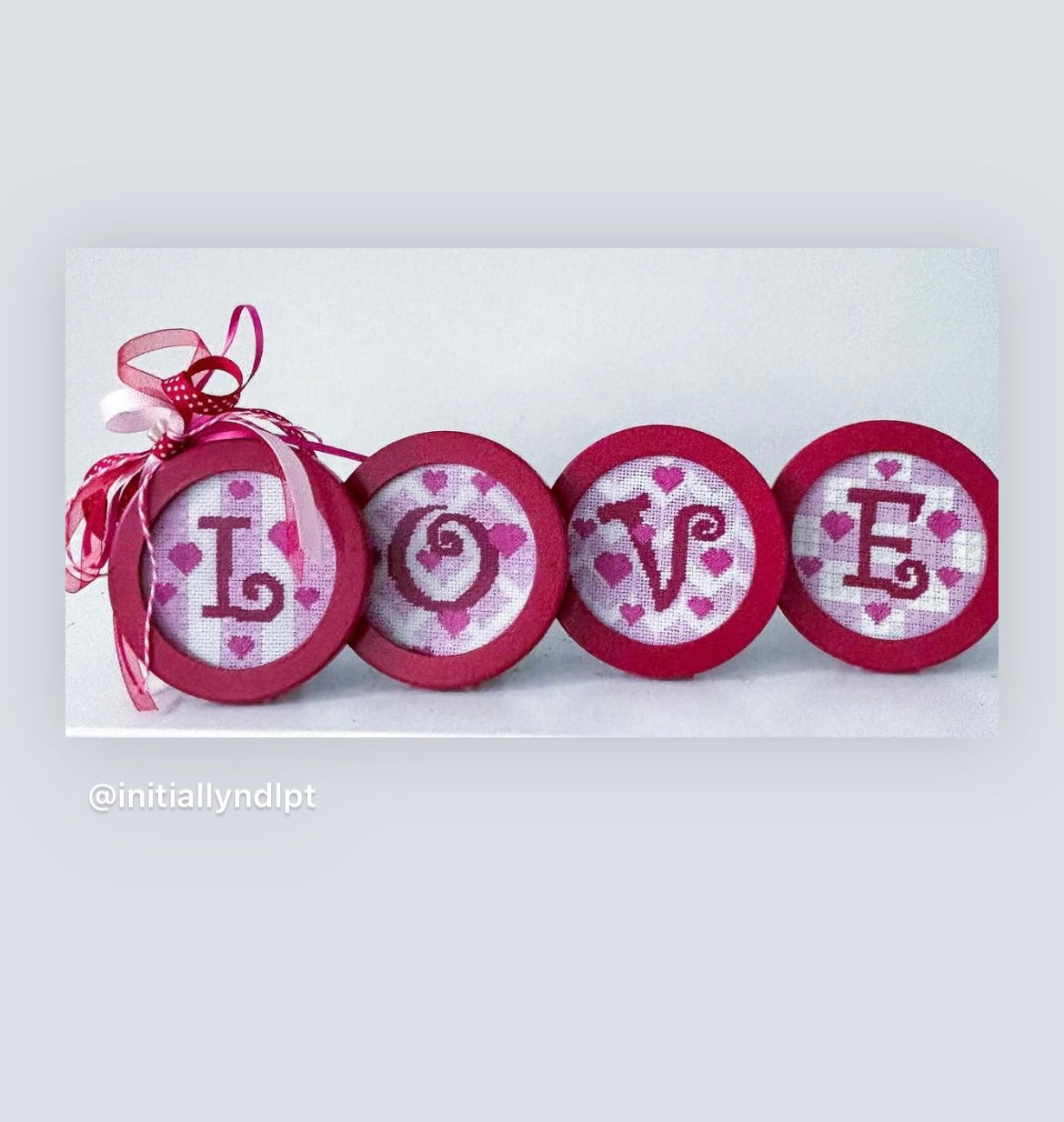 LOVE Rounds - set of 4