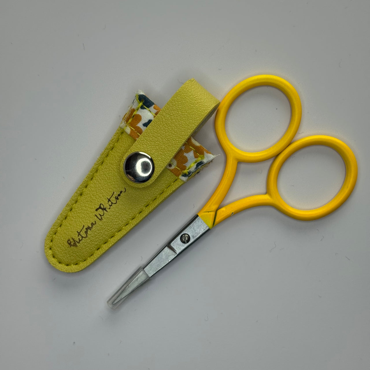 VW Daisy Scissors with Sheath