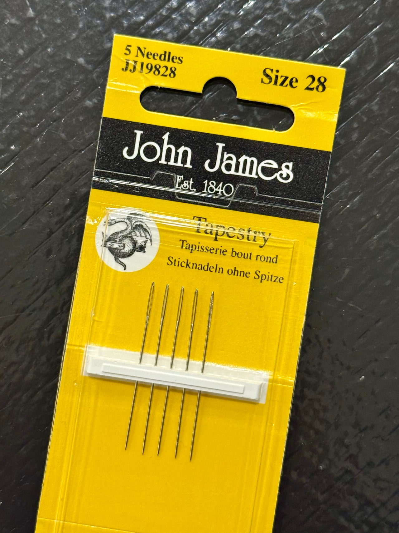 J James SZ 28 Tapestry Needles