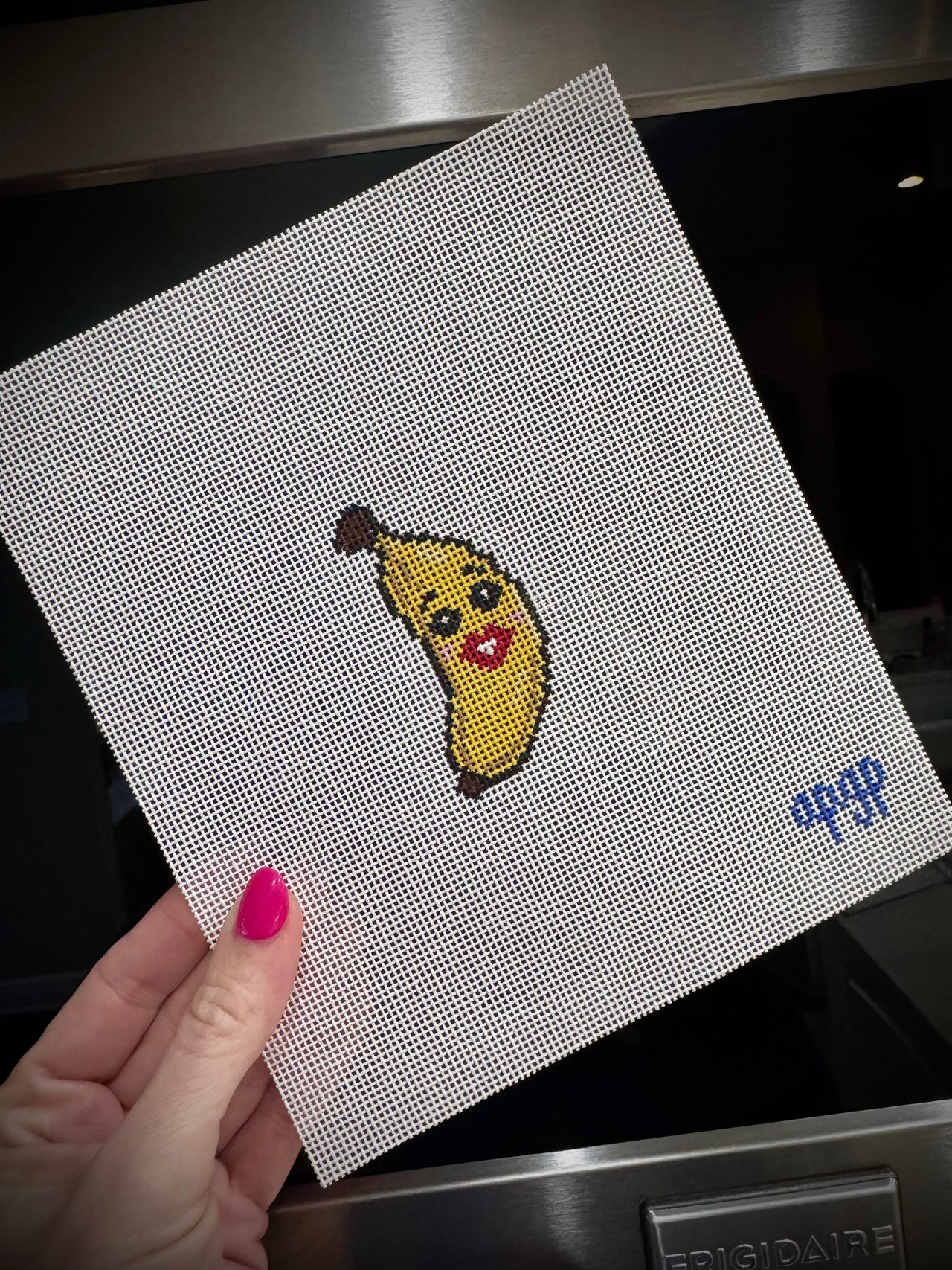 APBC09 Liz the Happy Banana