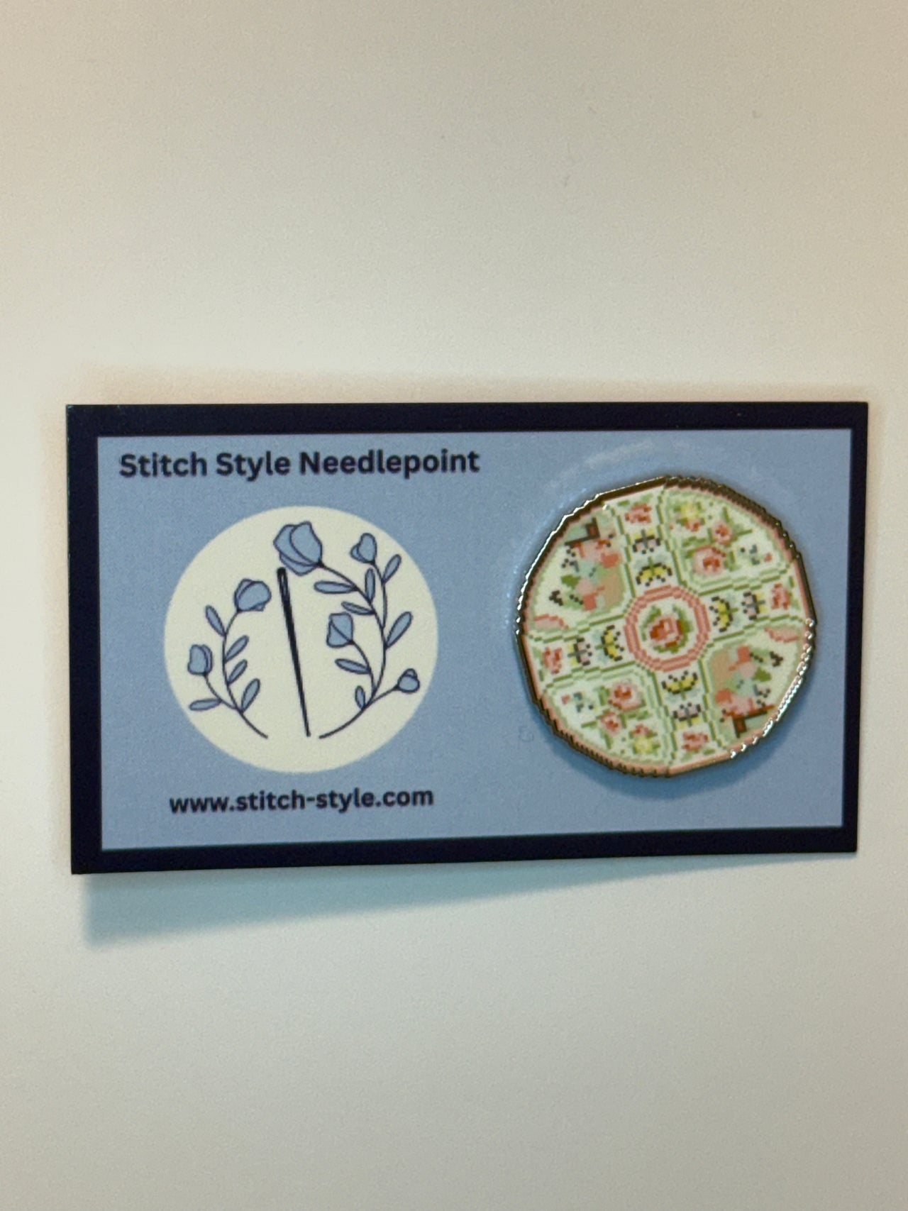 Canton Rose Plate Needleminder - MKT