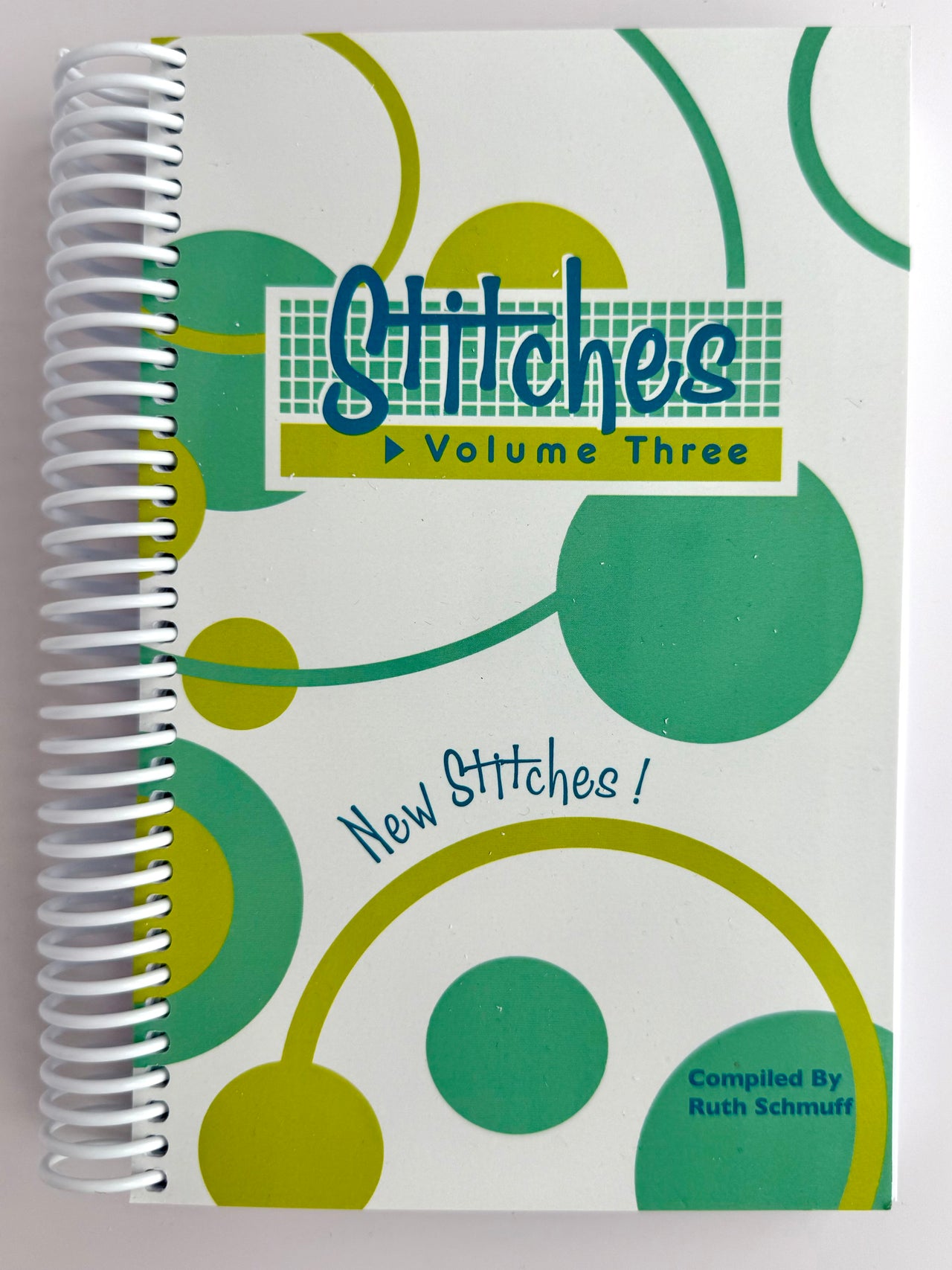 Stitches Volume 3 travel size
