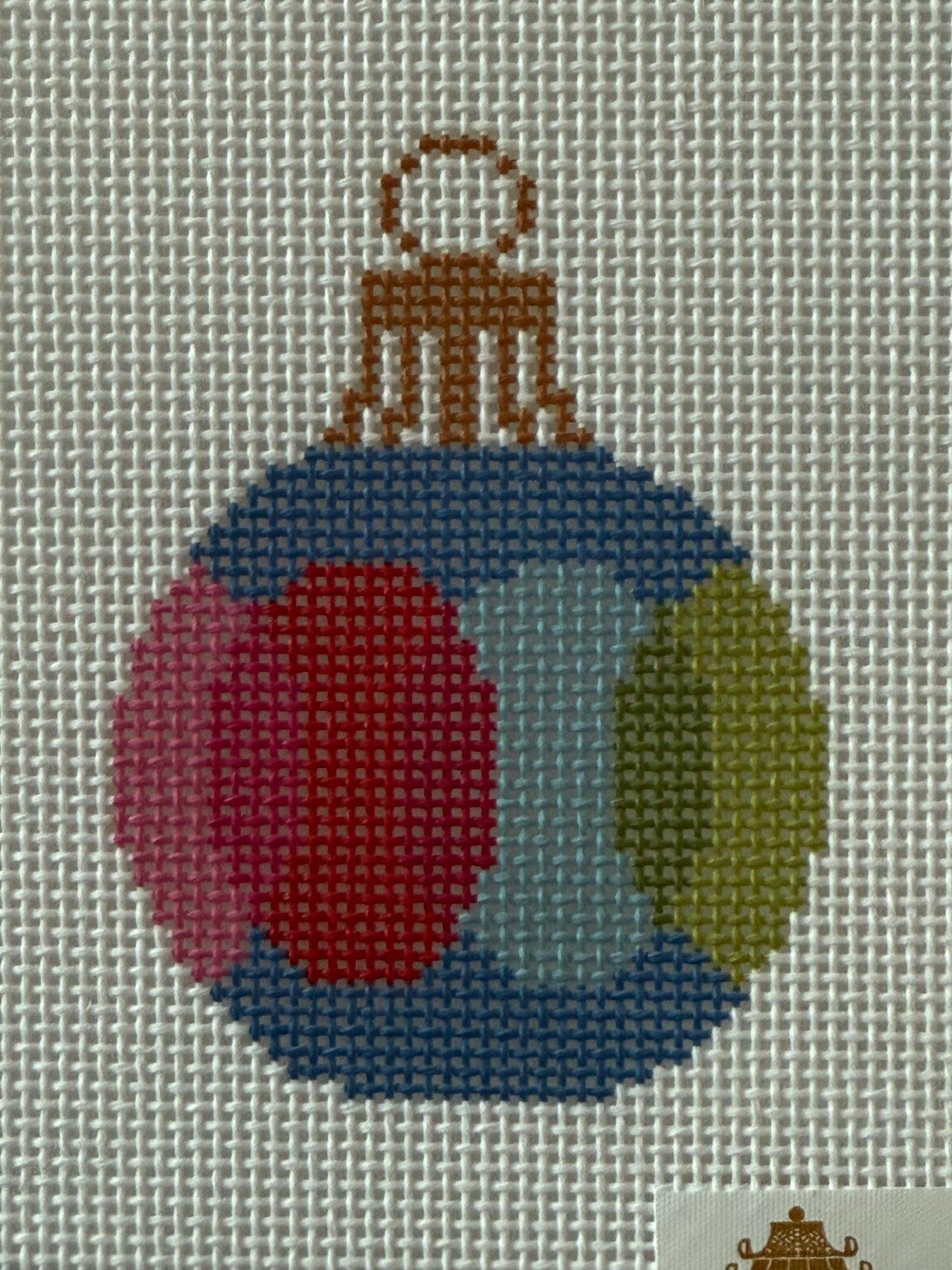 KCD-2889A Retro A Ornament