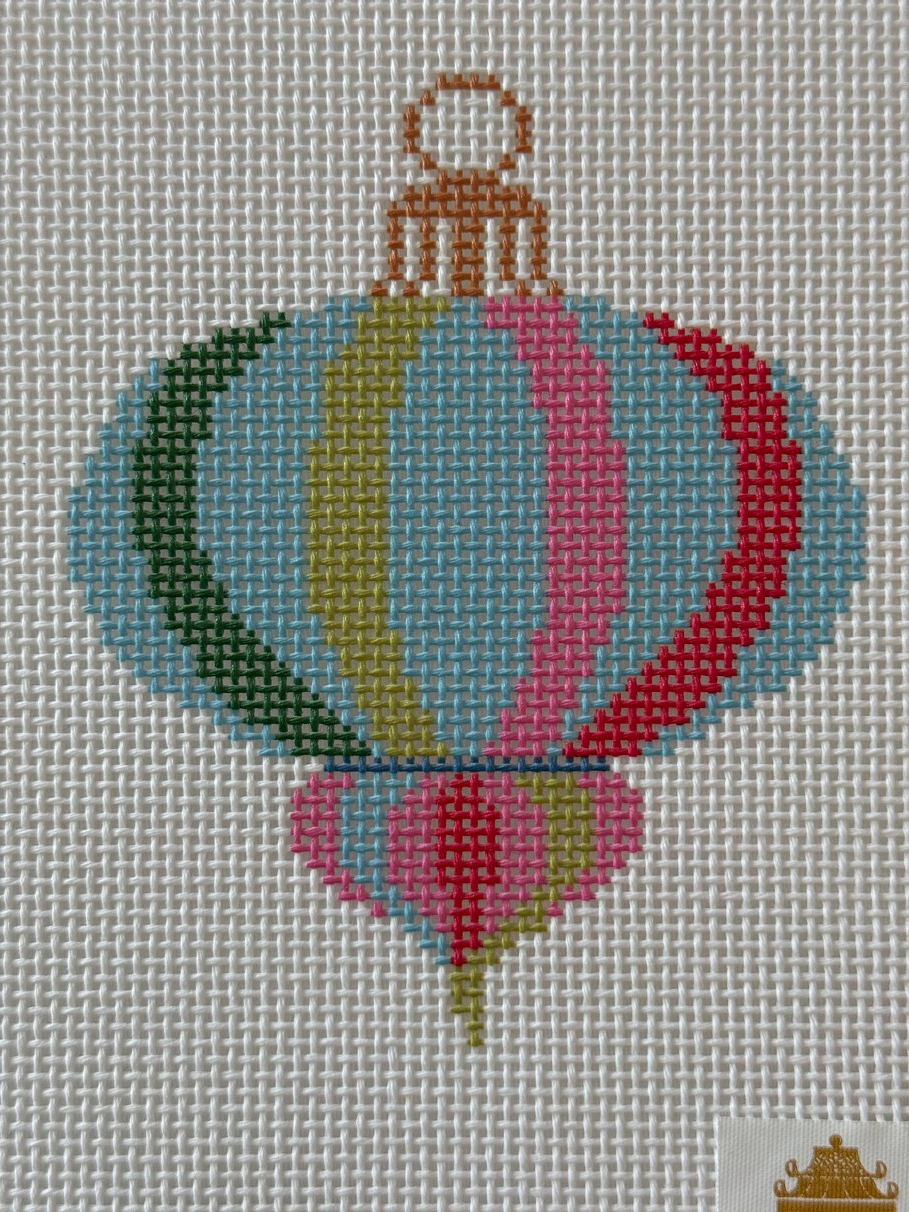 KCD-2889C Retro C Ornament