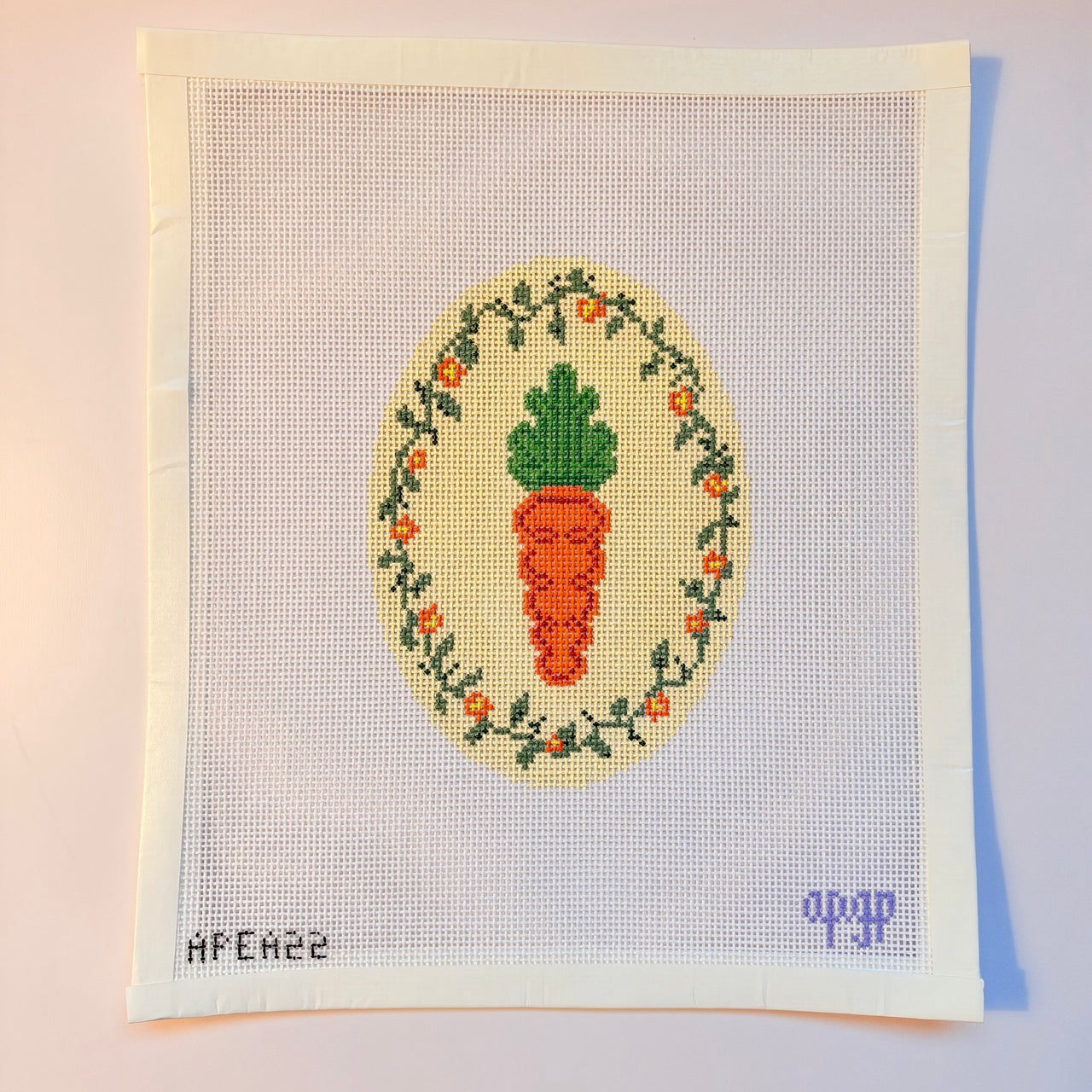APEA22 - Carrot Oval - 18M 3.5 x 5" - S27 - MKT
