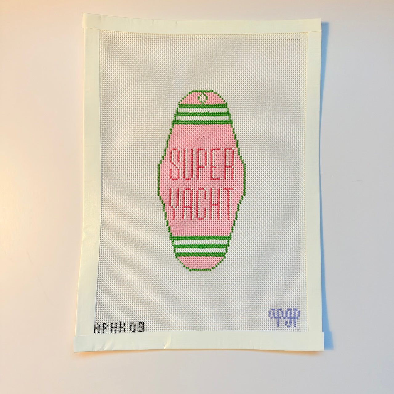 APHK09 - Super Yacht Hotel Key - 18M 2.5 x 5” - F26 - MKT