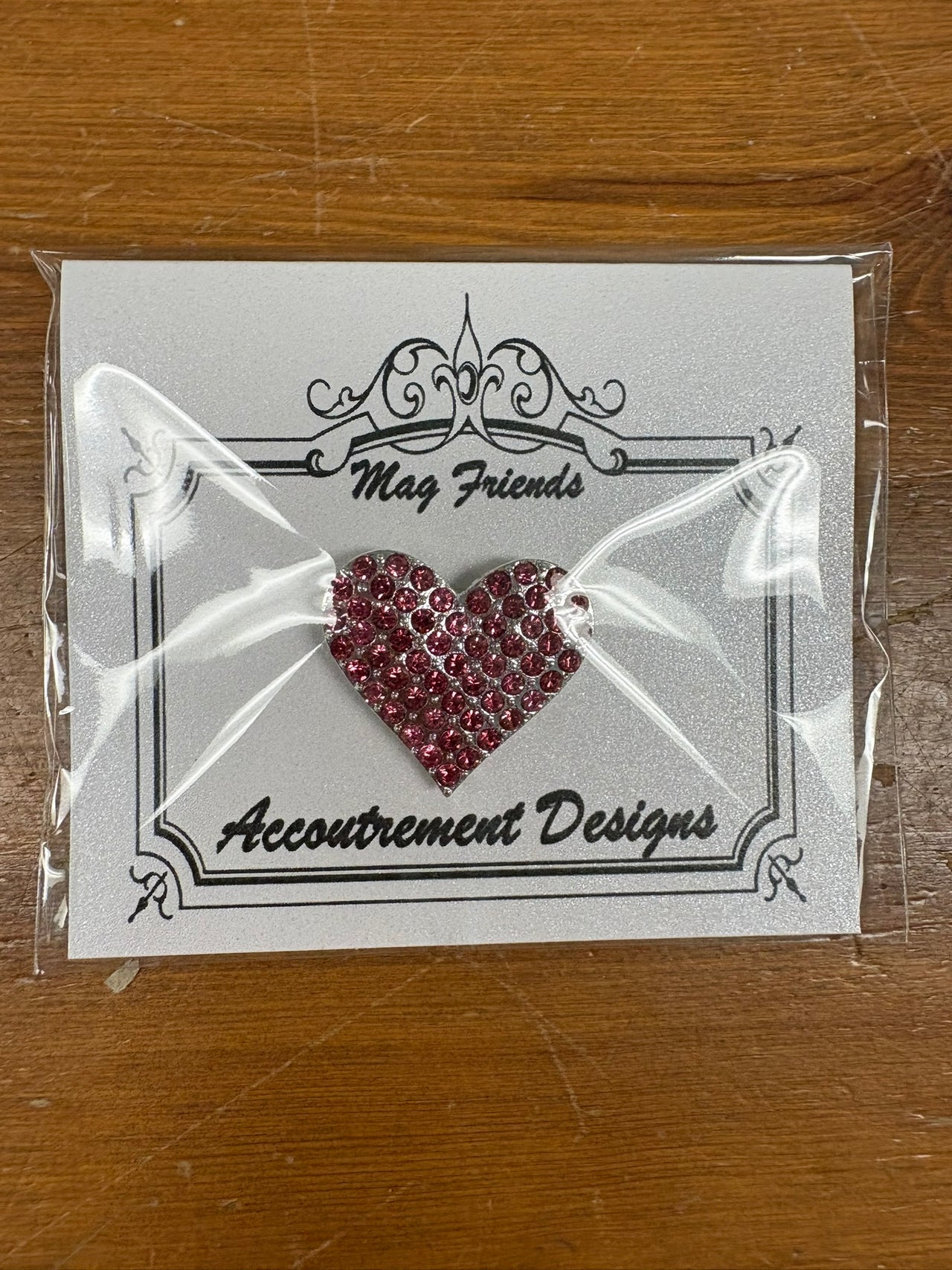 Crystal Heart Needleminder Mag Friend