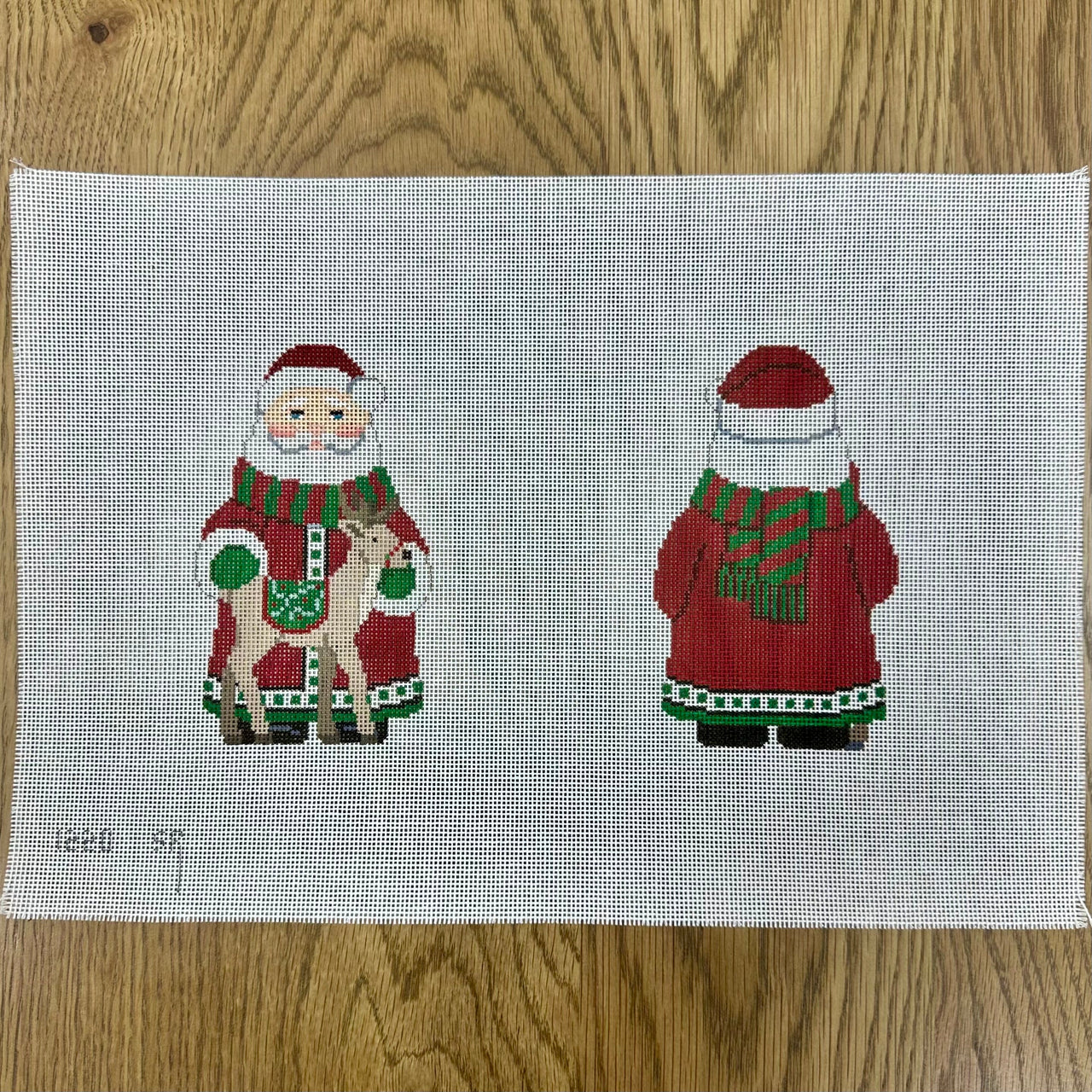 SR1220 Long Red Coat Santa and Reindeer, 2 sided - 18 mesh - TS