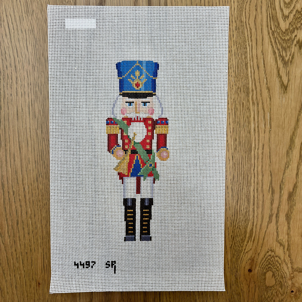 SR4497 Nutcracker, Horn Player - 13 mesh - TS