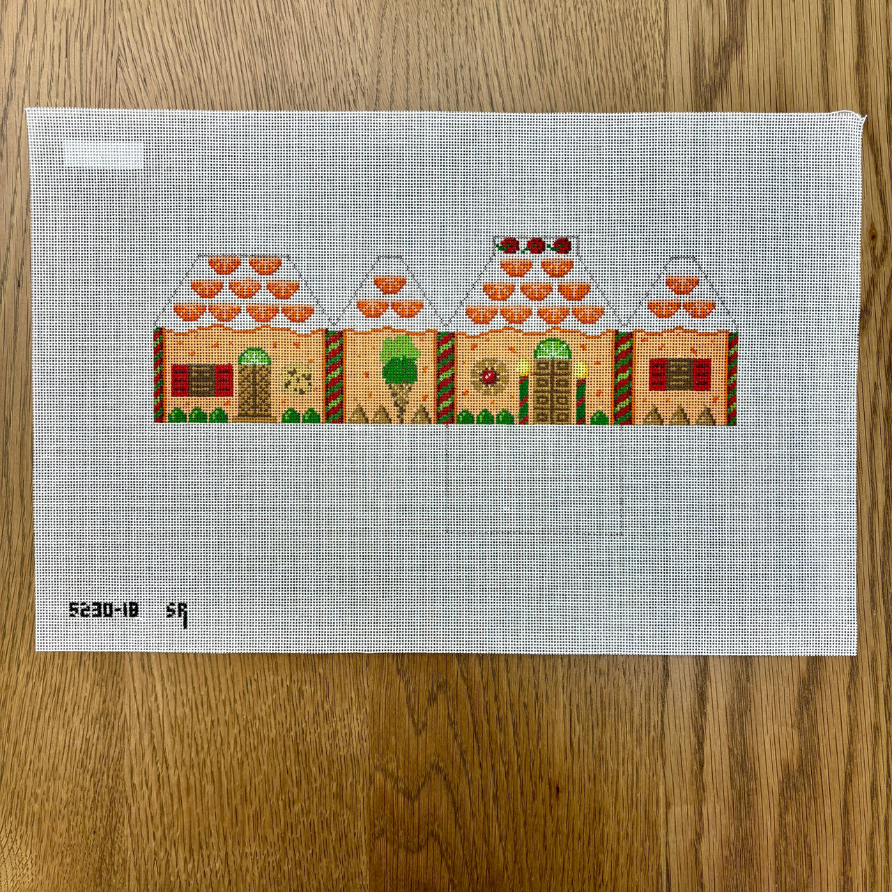 SR5230-18 Orange and Orange Slice Roof, 3D Gingerbread House - 18 mesh - TS