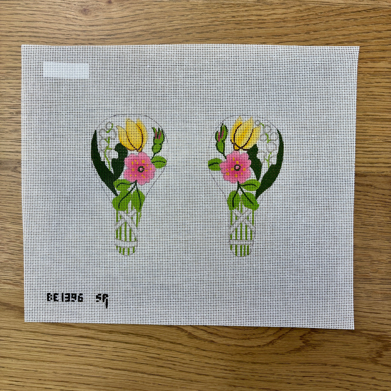 BE1396 Floral Bouquet Scissor Case - TS