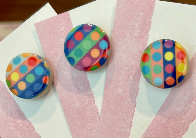 Multicolor Dots Ceramic Tile Needleminder