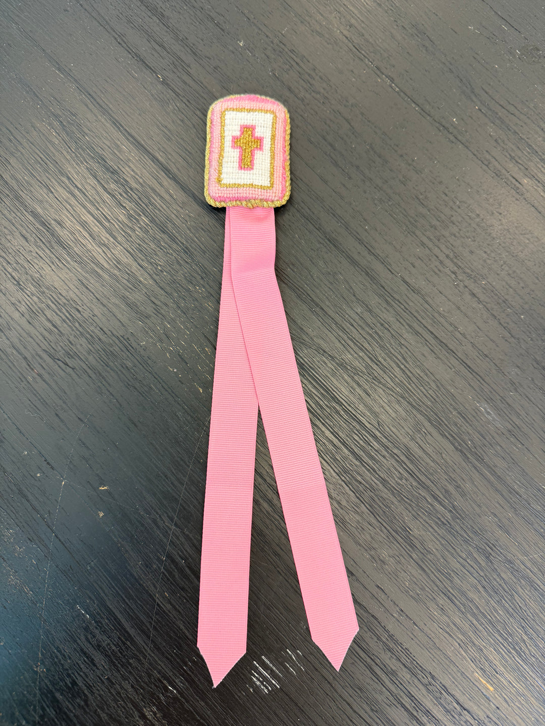 C-22 Cross Bookmark - Pink