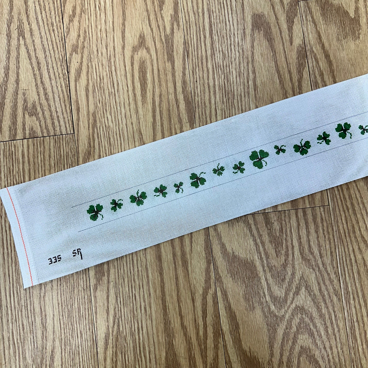 SR0335 Shamrocks, Belt - 18 mesh - TS