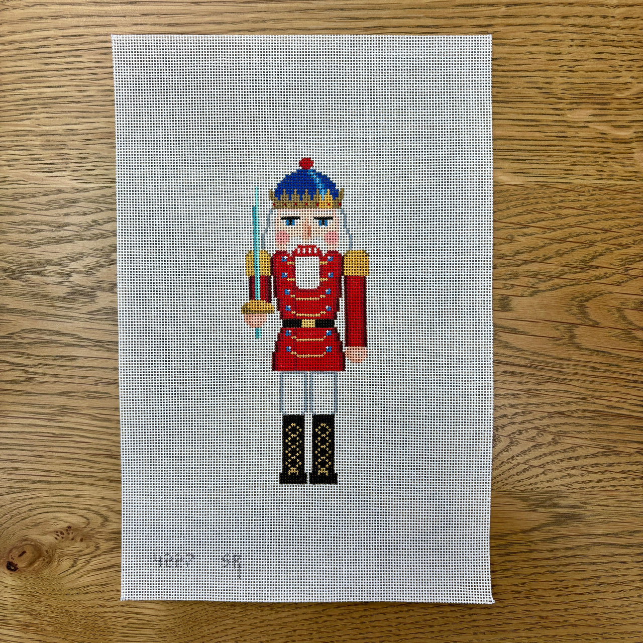 SR4227 Nutcracker, Red King with Saber - 18 mesh - TS