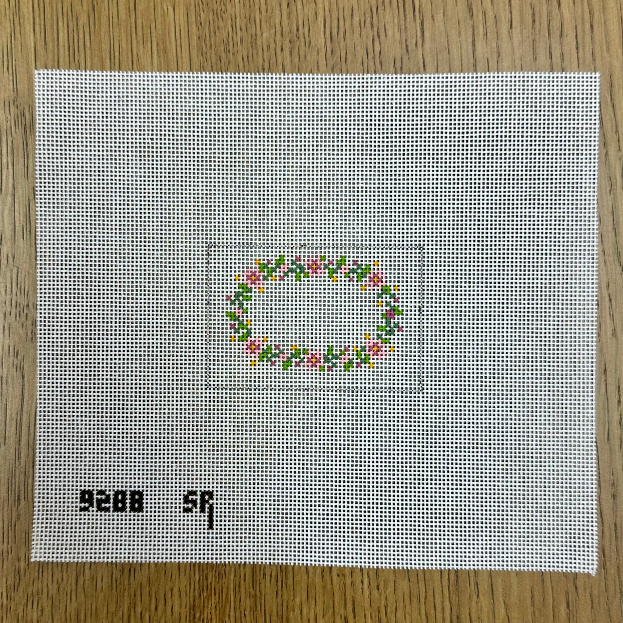 SR9288 Floral Wreath Pink, Mini Insert - 18 mesh - TS