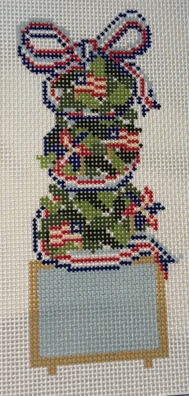 KCD2475 Patriotic Monogrammable Topiary