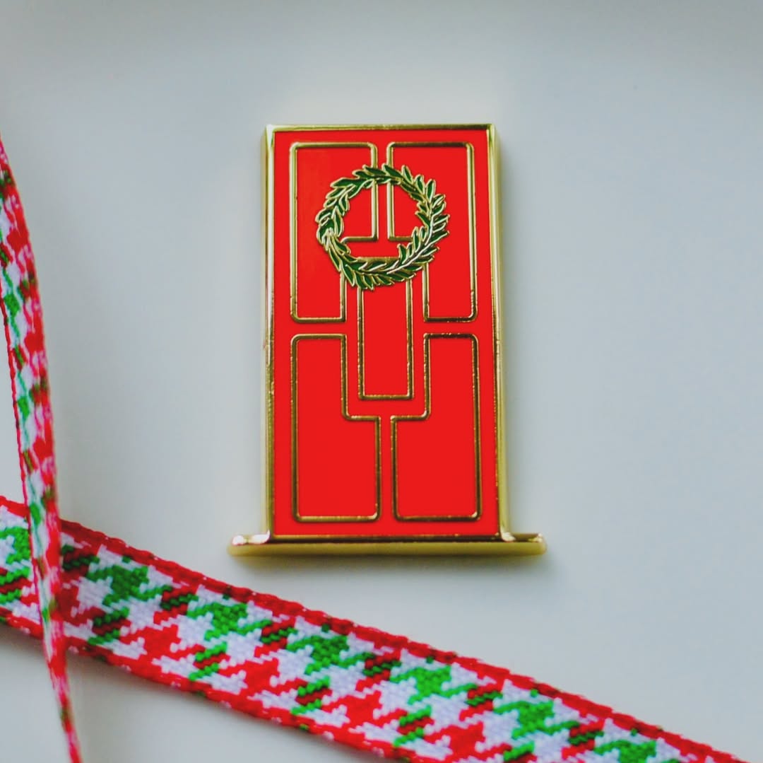 Red Door Wreath Needleminder