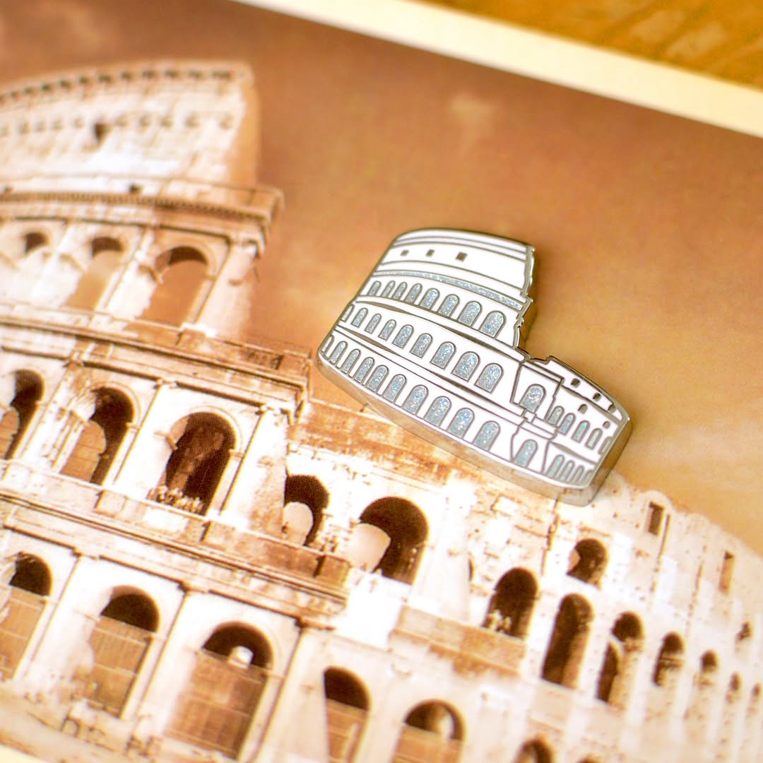 Roman Colosseum w/Glitter Needleminder - MKT