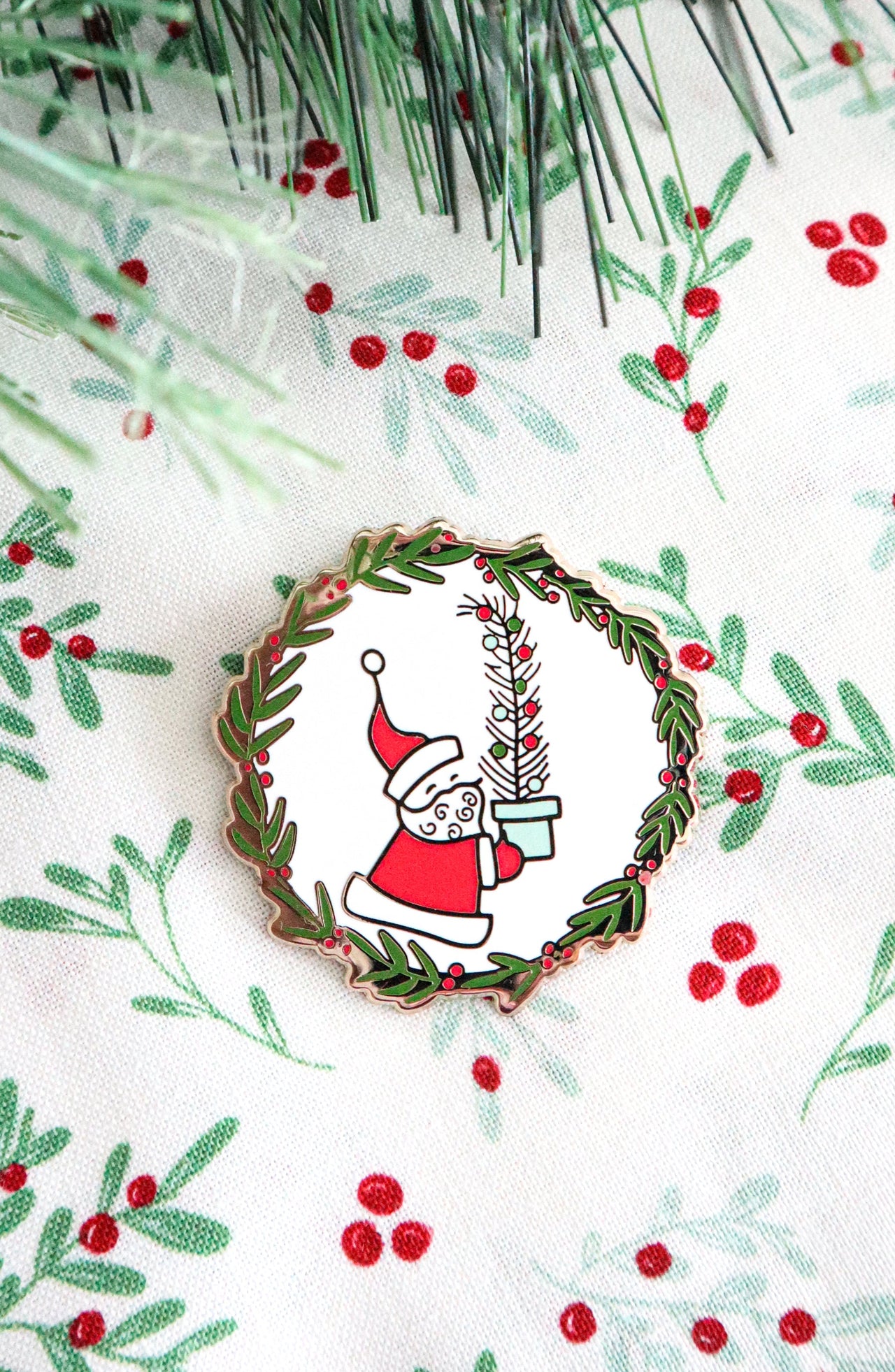 Vintage Santa Needleminder