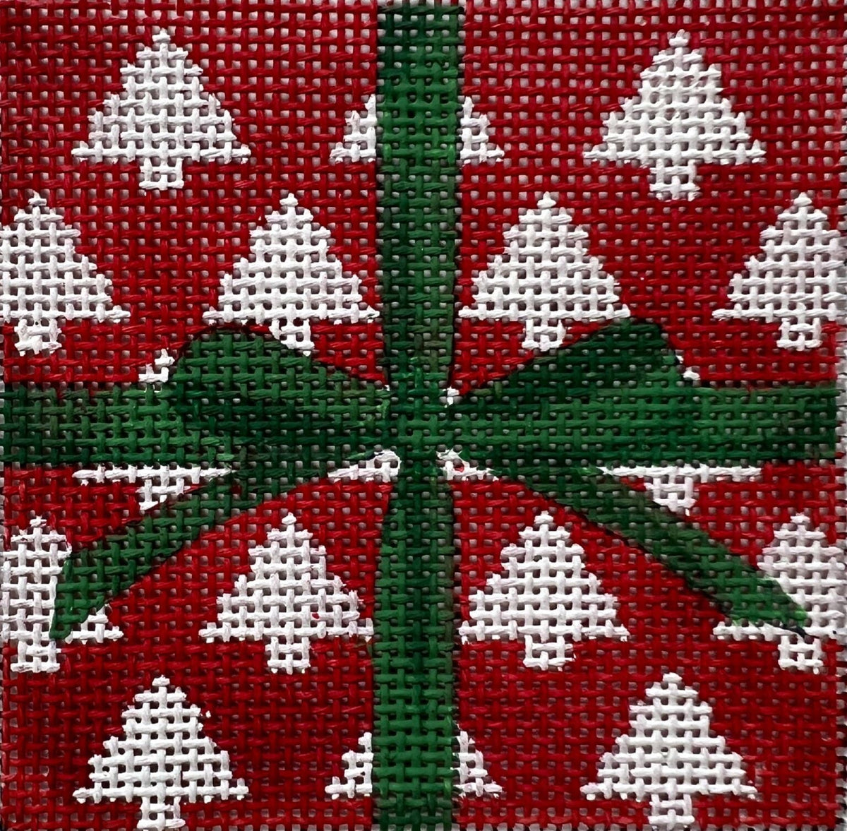 X595 Tree Gift with Green Bow - MKT