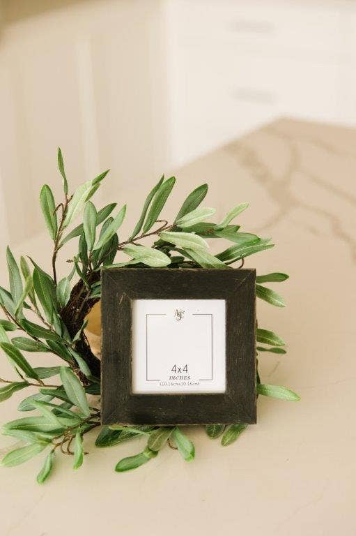 6x6x.75" Wood Photo Frame (solid black)