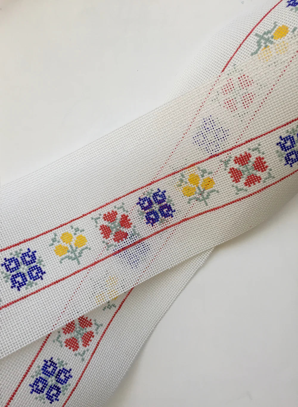 20a Edelweiss & Hearts Belt - TS