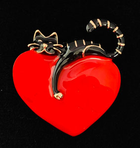 Black Cat on Red Heart Big Buddie Needleminder Magnet