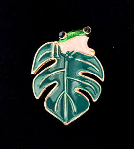 Monstera Leaf with Frog Big Buddy Needleminder Magnet