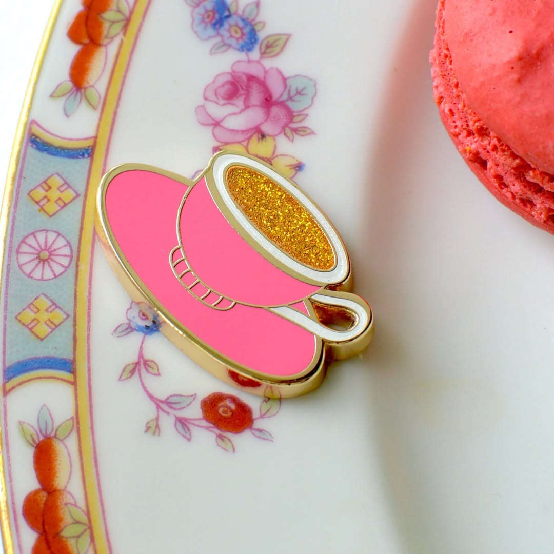 Hot Pink Tea Cup Needleminder