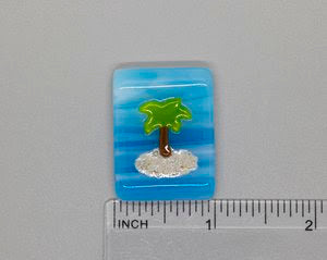 Palm Tree Fused Glass Needleminder