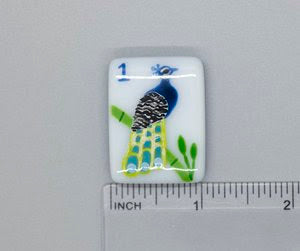 Birdie Bam Mahjong Fused Glass Needle Minder