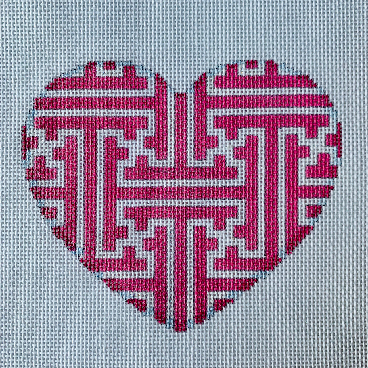 HE1017 Pink and White Lattice Heart