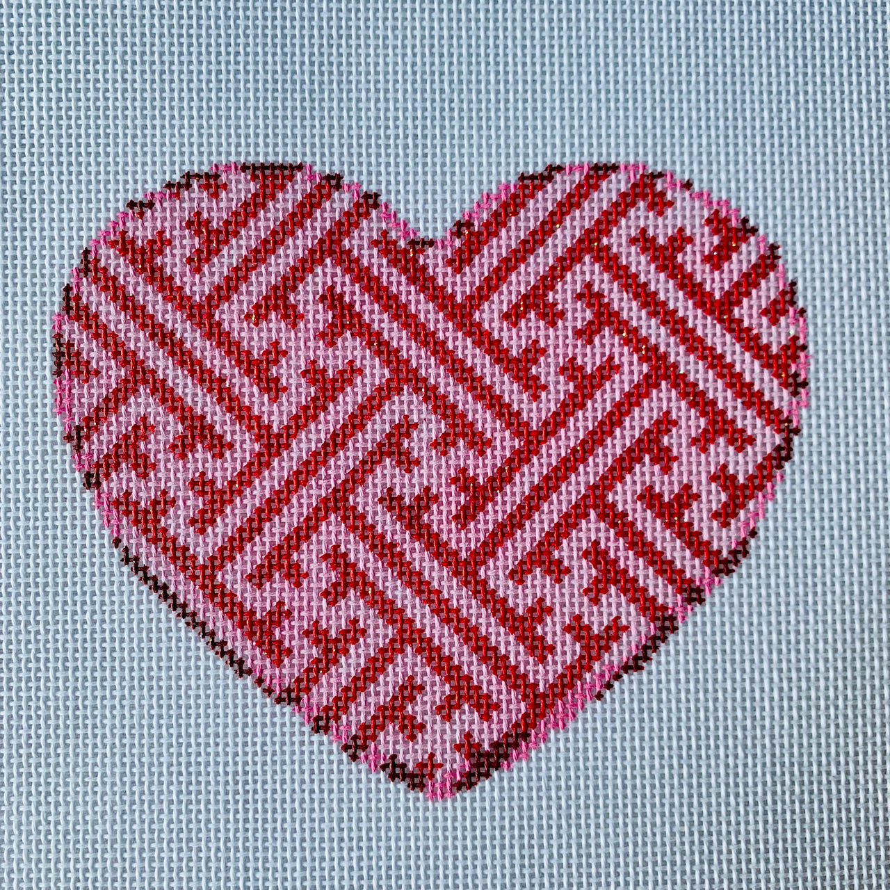 HE1018 Pink and Red Lattice Heart