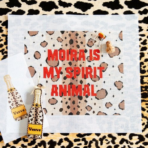 CLV010-M - Moira is my Spirit Animal - TS