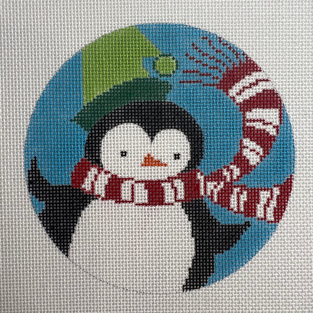 11064 Penguin in Elf Hat