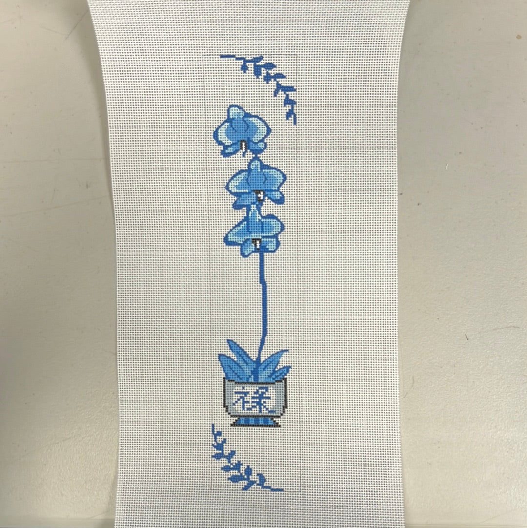 ELF019 Blue & White 3