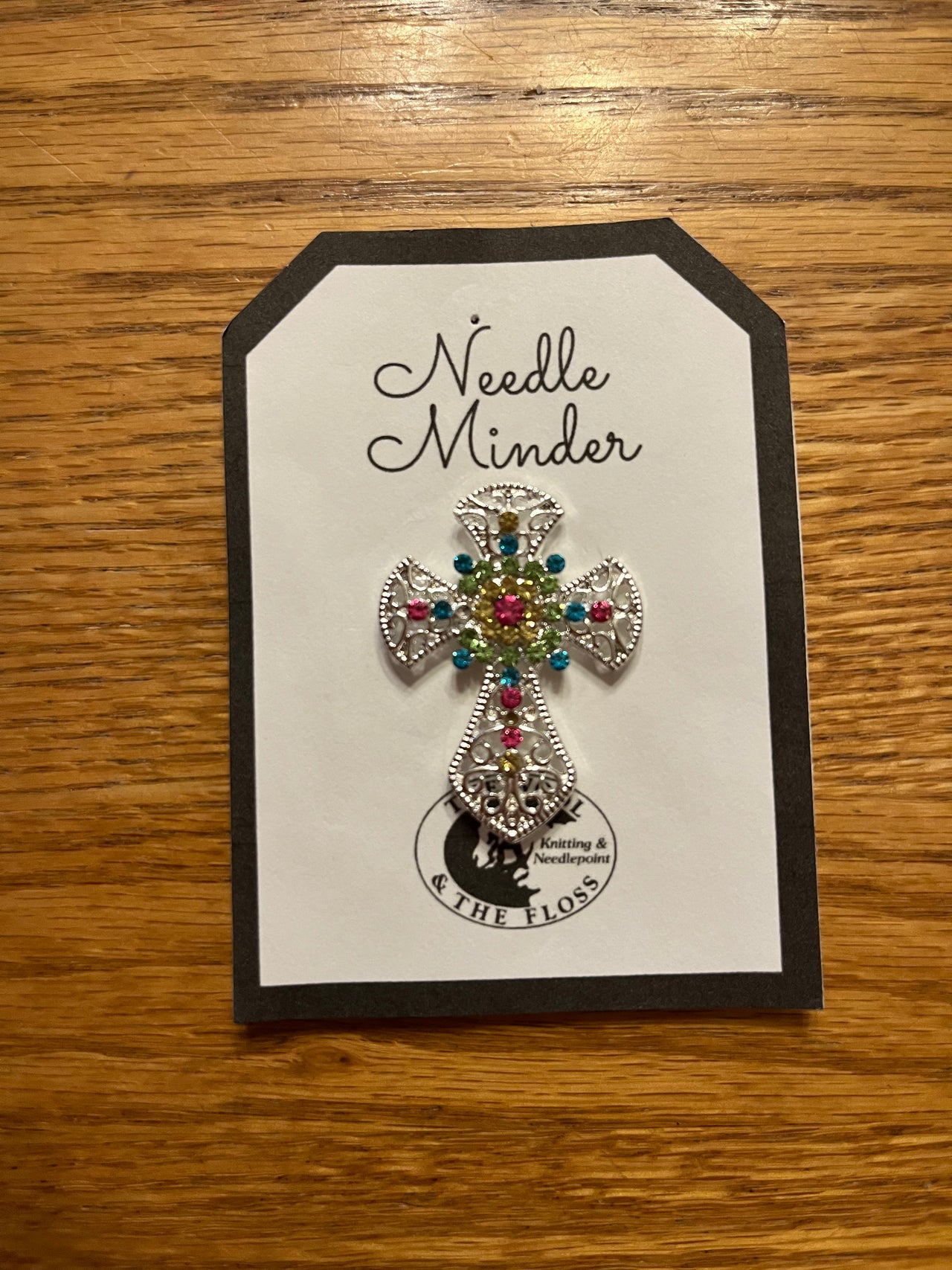 Rhinestone Cross Needleminder