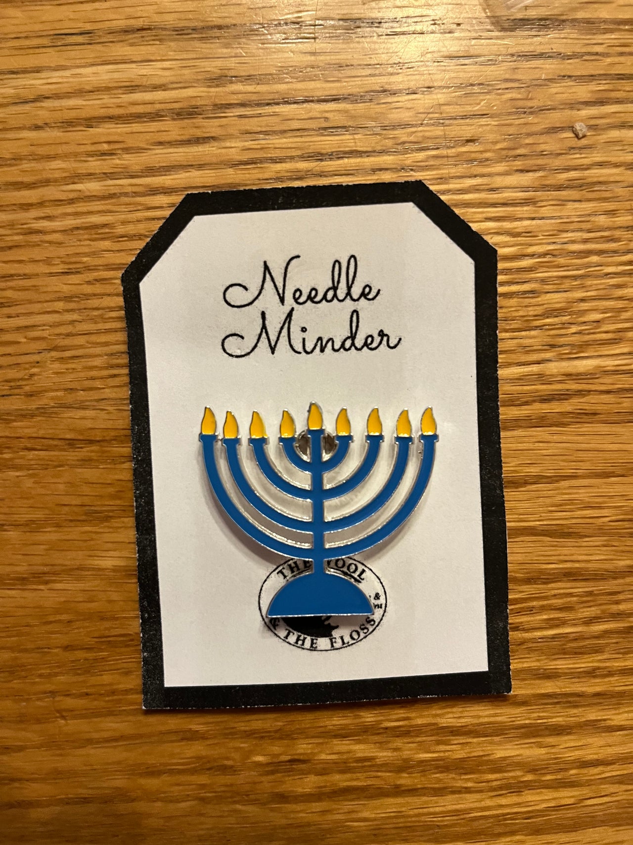 Menorah Needleminder